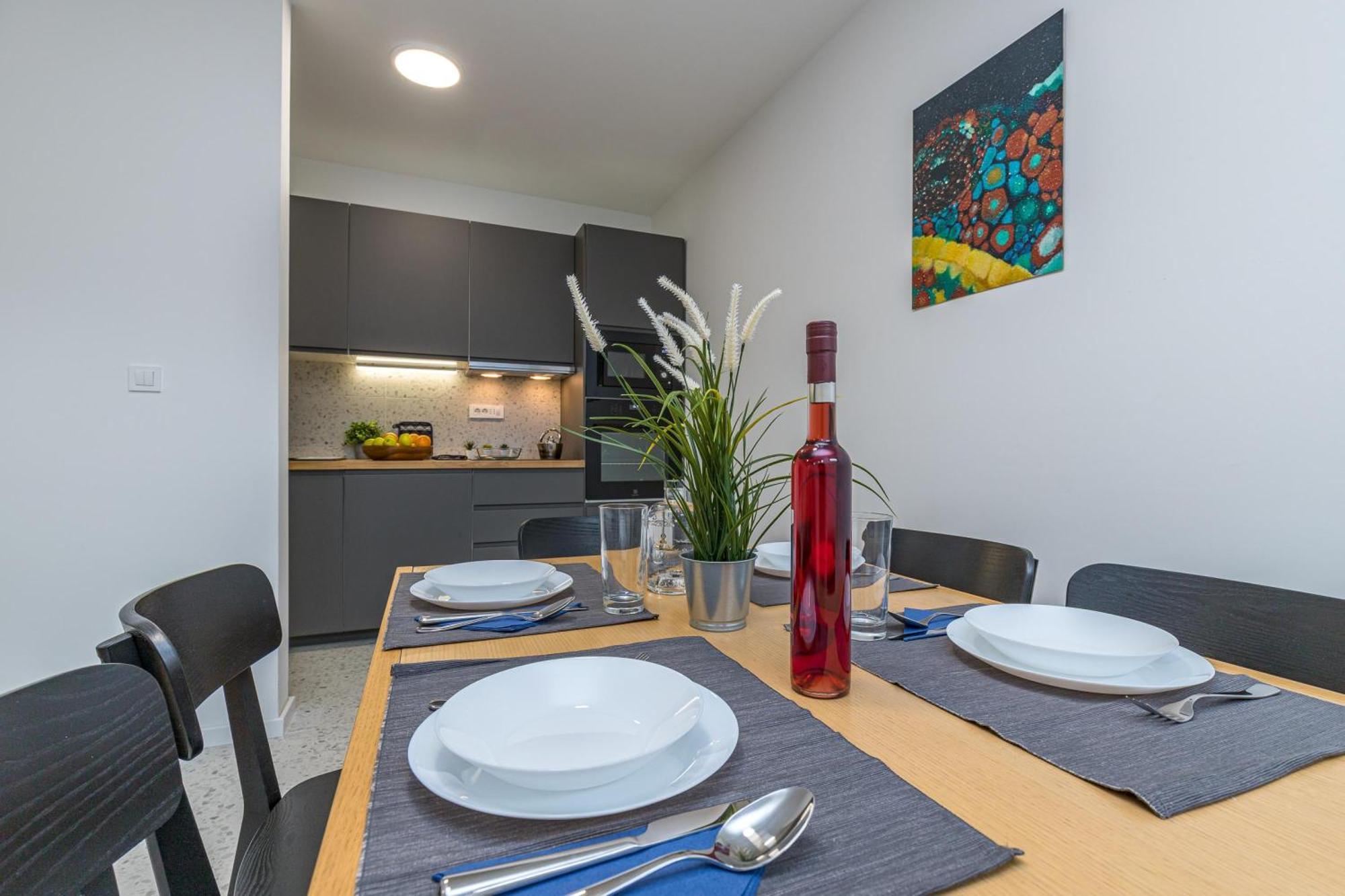 Sapore Di Mare Apartments - Happy Rentals Башка Екстер'єр фото